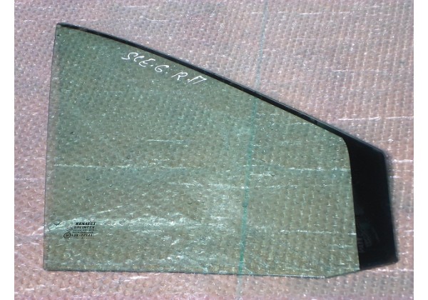 скло бокове праве передне Renault Scenic II,1.5dci,8200120907